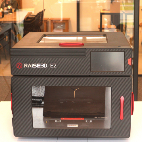 Raise3D E2 IDEX 3D-printer DEMO model uit de Bits2Atoms showroom